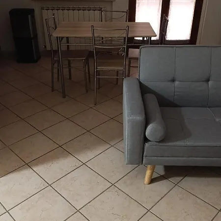 Sweet Apartment *